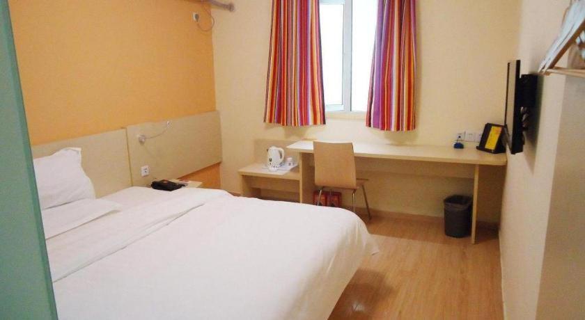 7 Days Inn Shanghai Minhang Dongchuan Road Jiaotong University Buitenkant foto